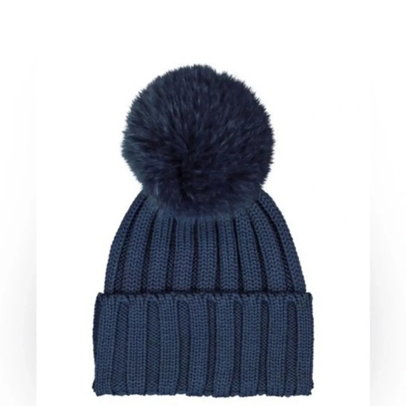GIRLS CATYA 100% Lana Merino Wool  HAT Beanie WITH POM-POM, SIZE 6 NWOT - Picture 1 of 7
